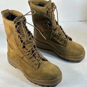 Women's size 5.5 Altama Combat boots